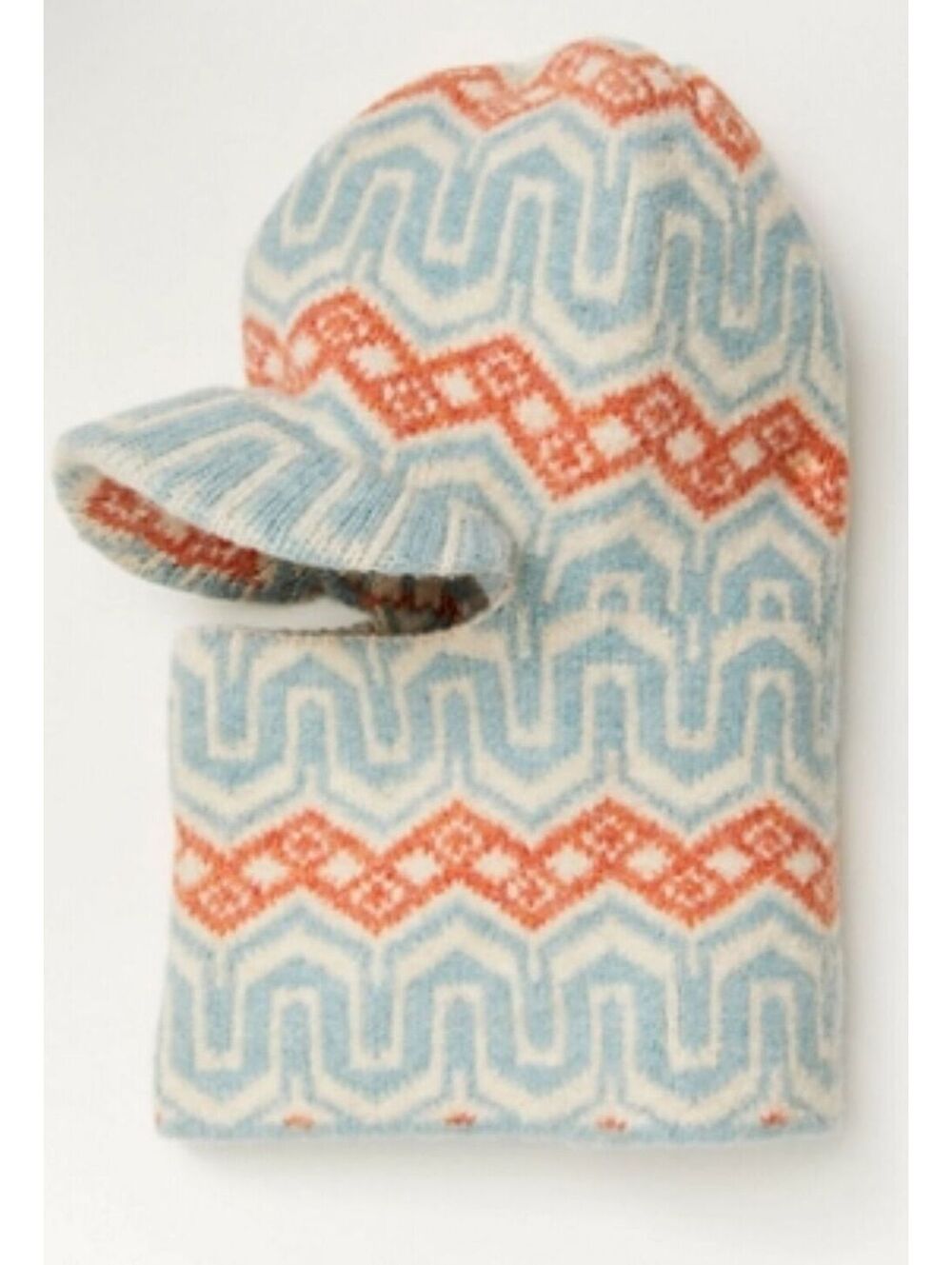 Z4. NWOT FREE PEOPLE MOVEMENT RALLY RETRO BILLED BALACLAVA